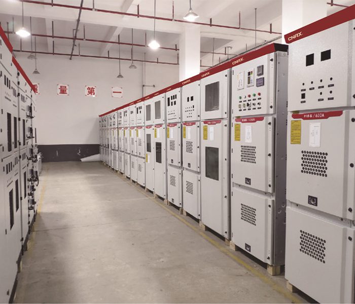 gabinete de distribuição de energia completo